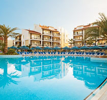 Sunwing Resort & Spa Side West Beach – kaikkea onnistuneeseen perhelomaan.