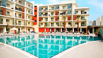 Sunwing Resort & Spa Side East Beach – kaikkea onnistuneeseen perhelomaan.