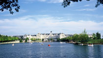 Disney´s Newport Bay Club®